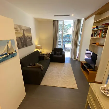 דירה Borghese With Terrace *